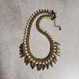 💋 3/$30 💋 Banana Republic Statement Necklace